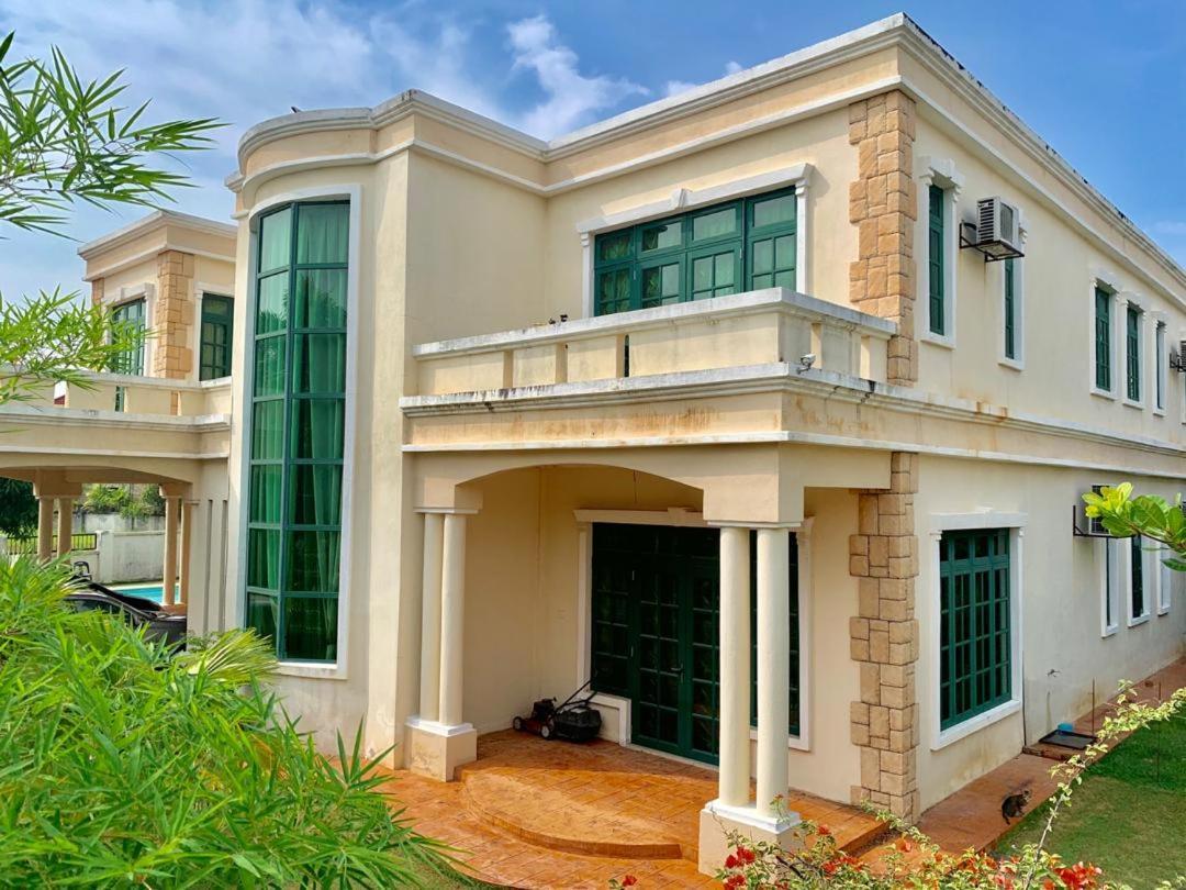 Villa Shamir 세팡 외부 사진
